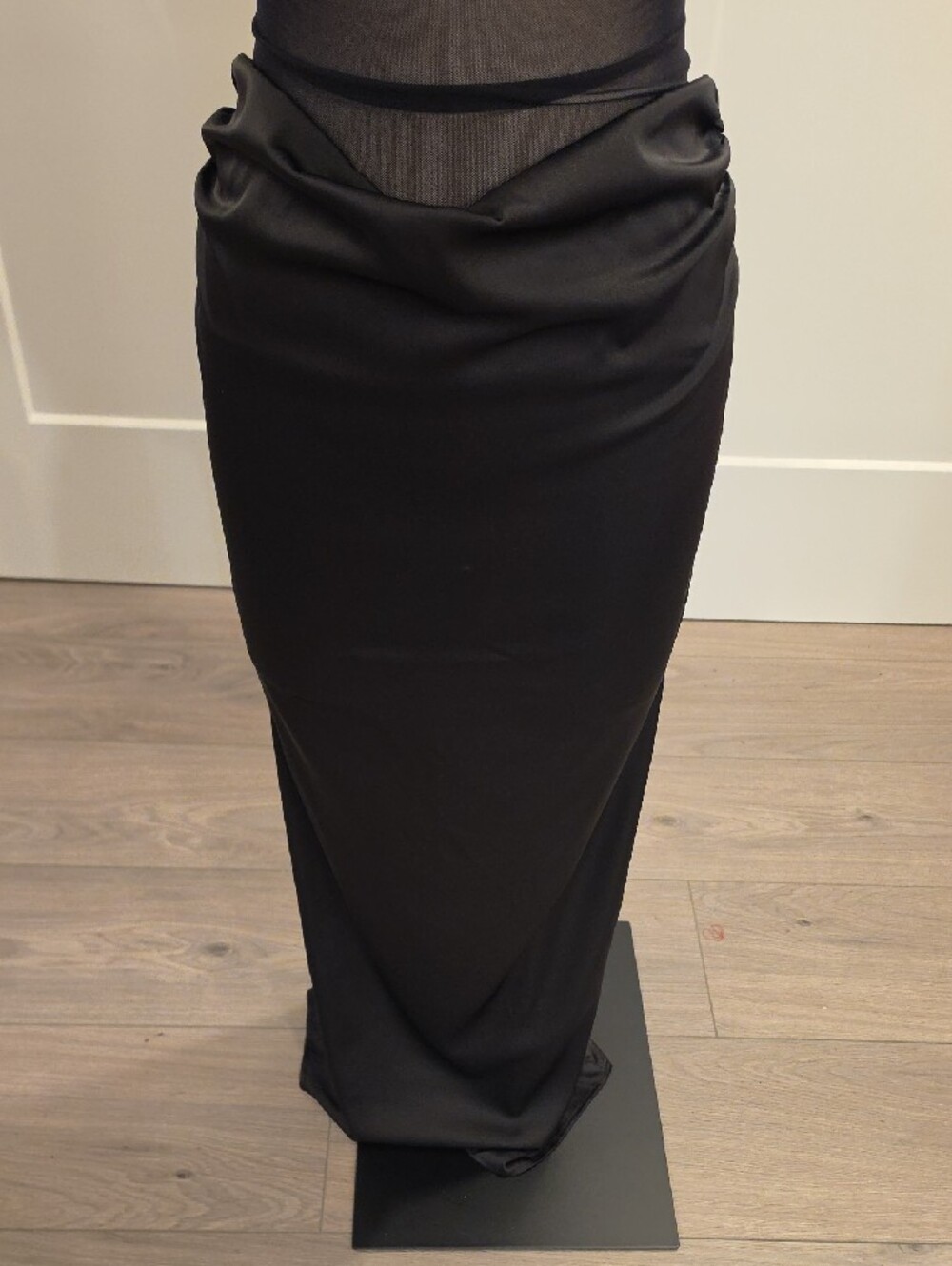 superdown sexy Black Sheer bodice Maxi Dress size S new with tags - Picture 5 of 10